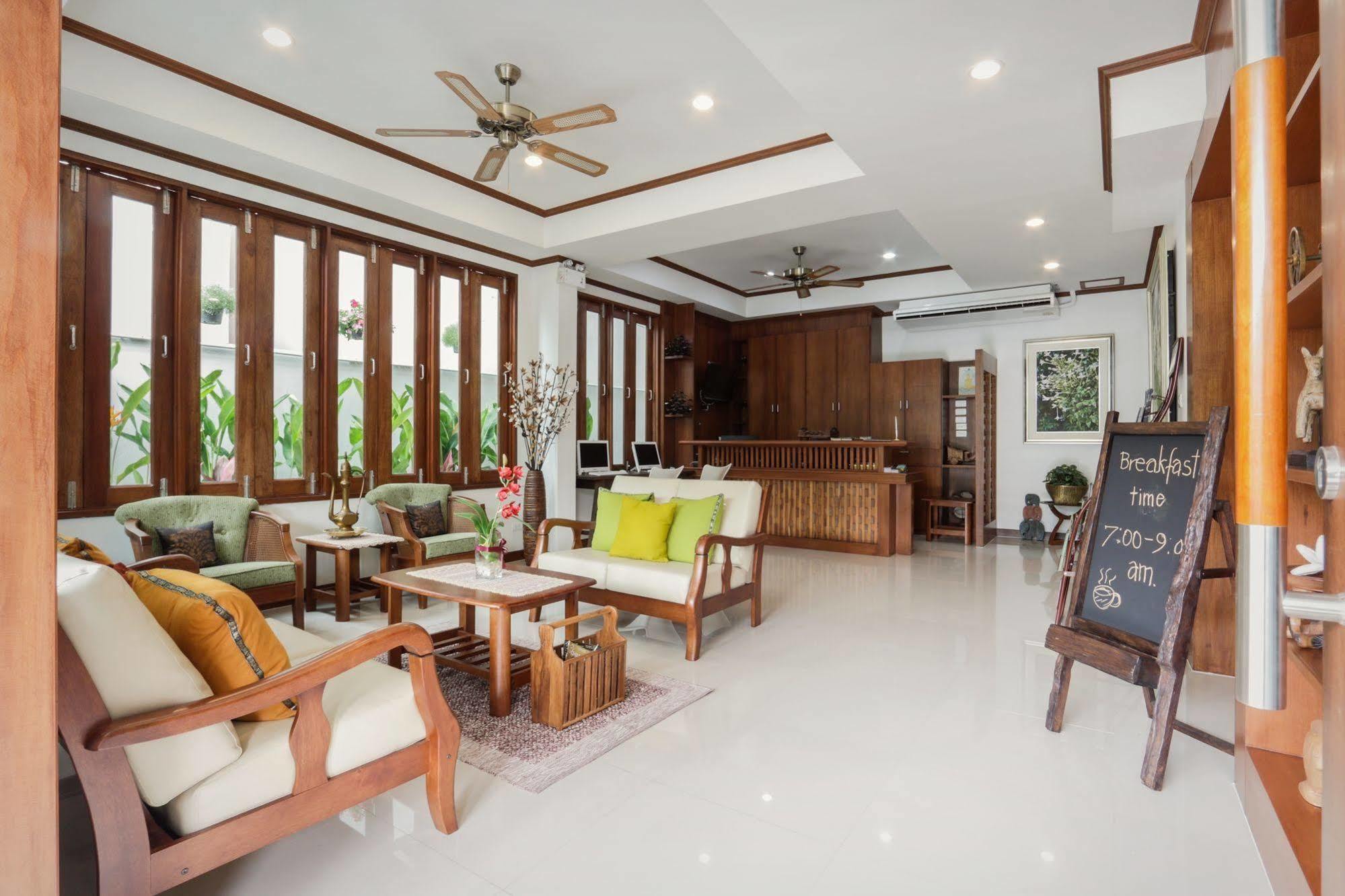 酒店 Cozytel Chiangmai