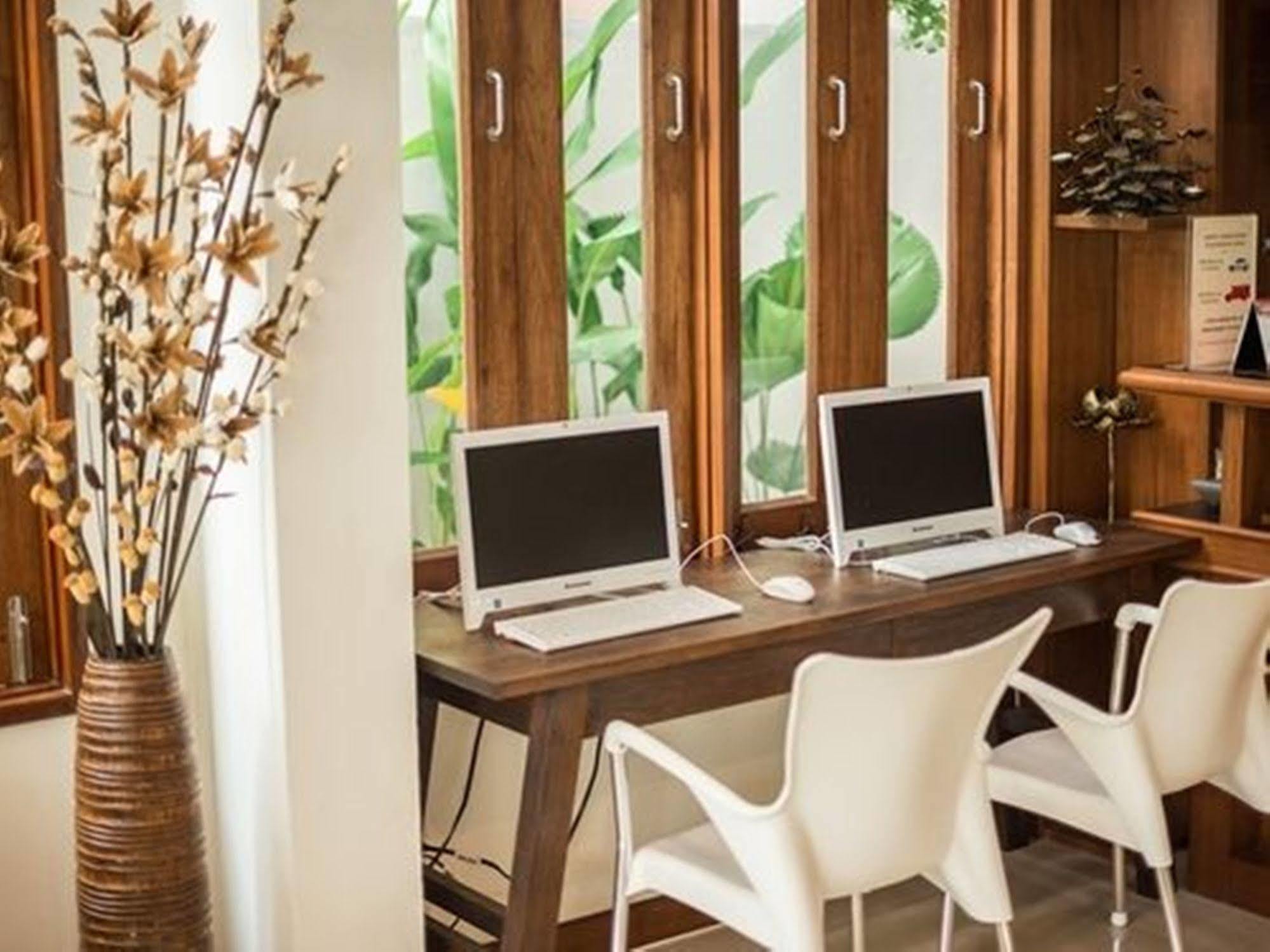 מלון Cozytel Chiangmai